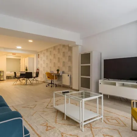 Bright new&wide- 1Bd 1Bth- Delicias-2